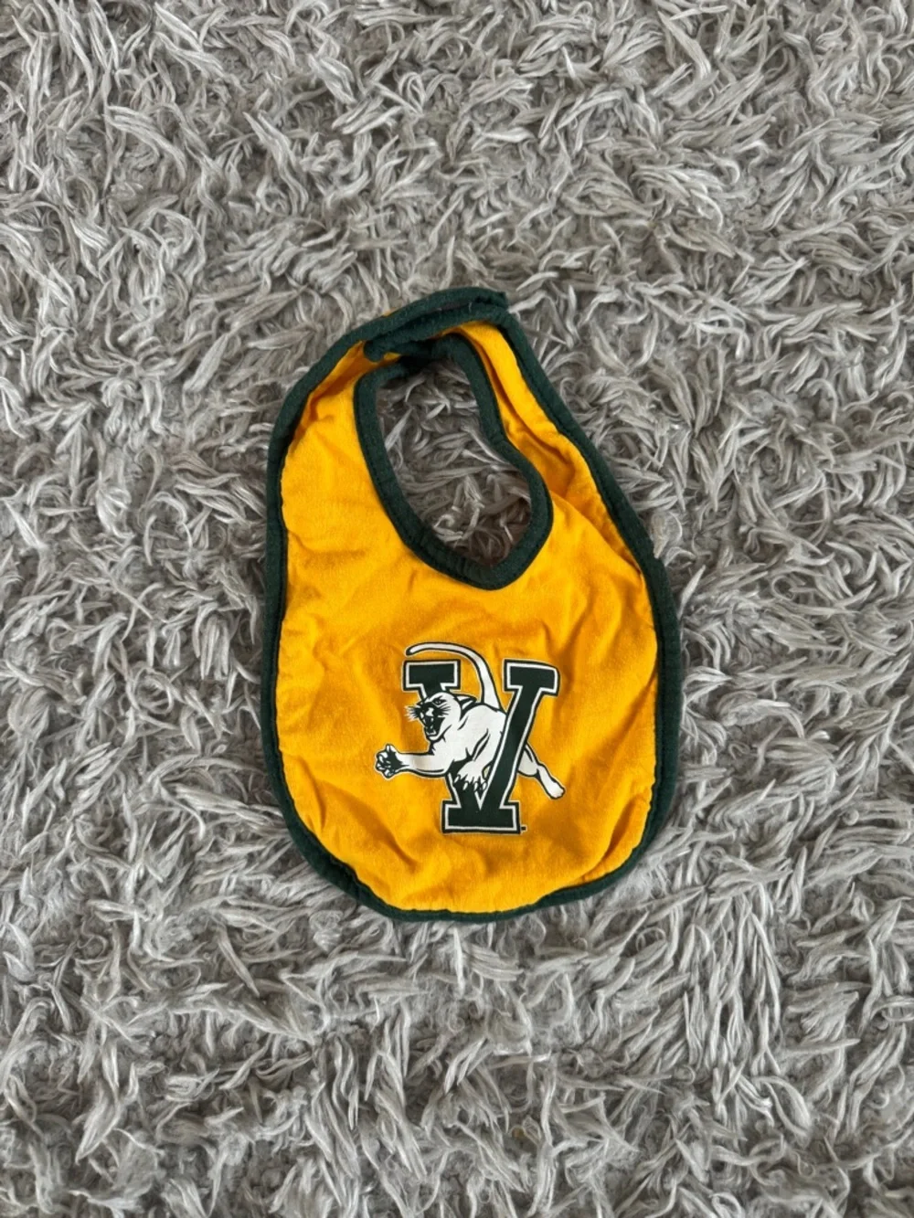 University of Vermont Catamounts Yellow & Green Bib